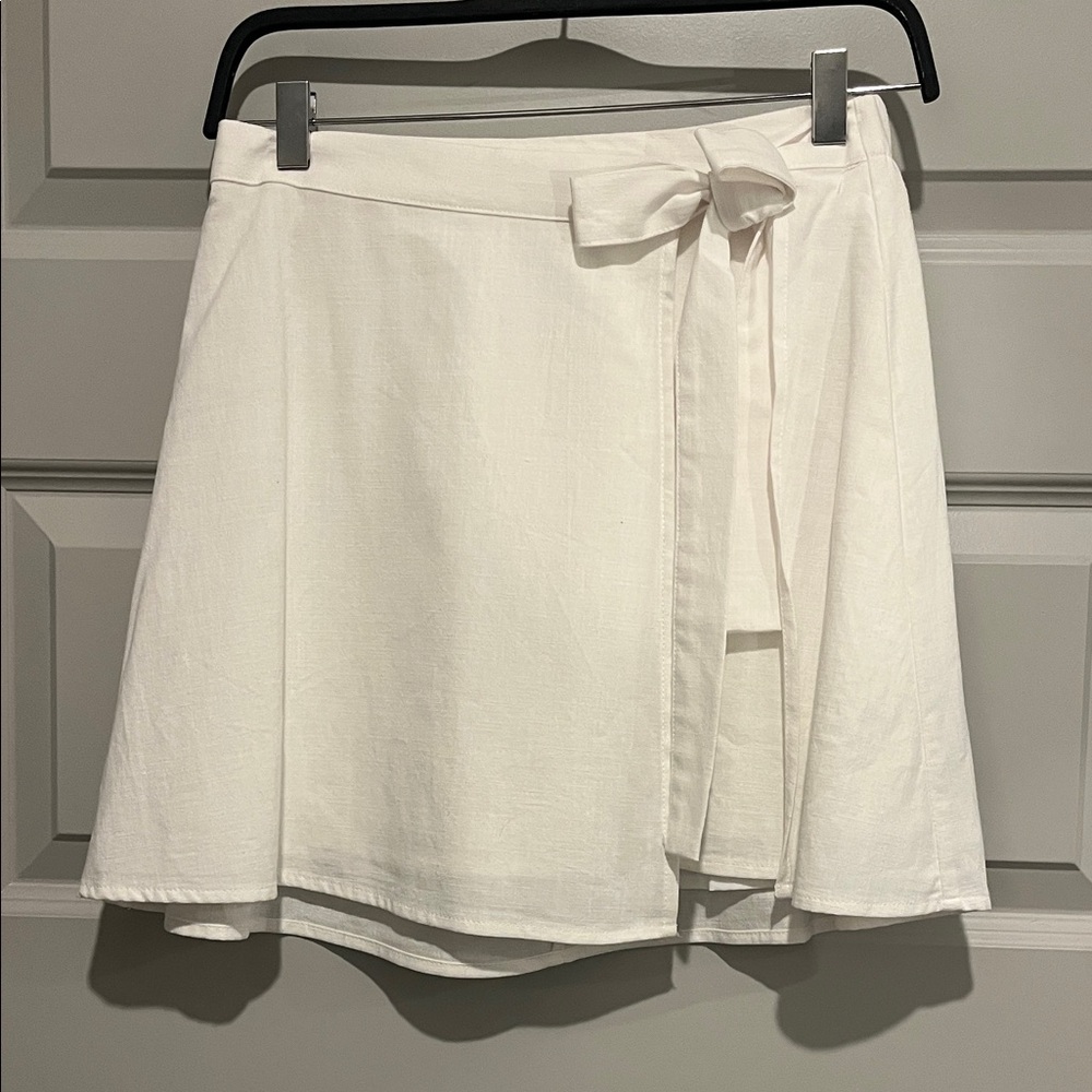 a new day White Mini Wrap Skirt